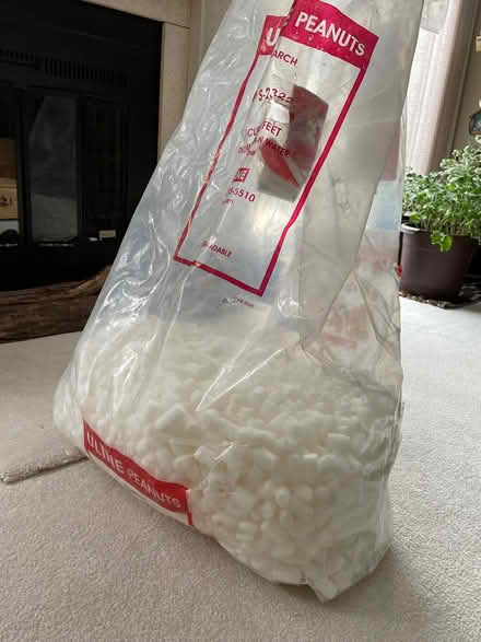 Photo of free Packing Peanuts (Alta Vista / Riverside) #1