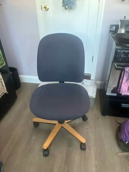 Photo of free Office chair (Middle el sobrante) #1