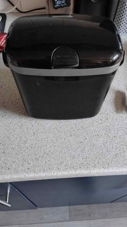 Photo of free Kitchen Compost Caddy (Tankersley S75) #1