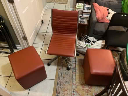 Photo of free CURB Rolling Chair and Ottomans (East Carrollton) #1