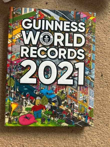 Photo of free 2021 Guinness world records (Ip33) #1