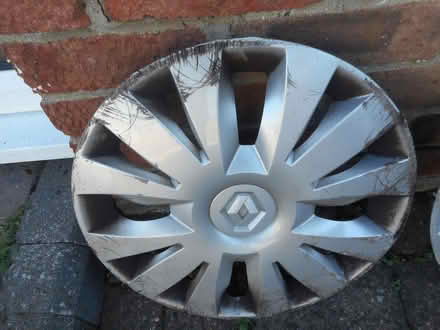 Photo of free Renault Clio wheel trims (Wheatley OX33) #1