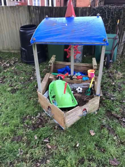 Photo of free Sandpit and toys (Chaddleworth RG20) #3