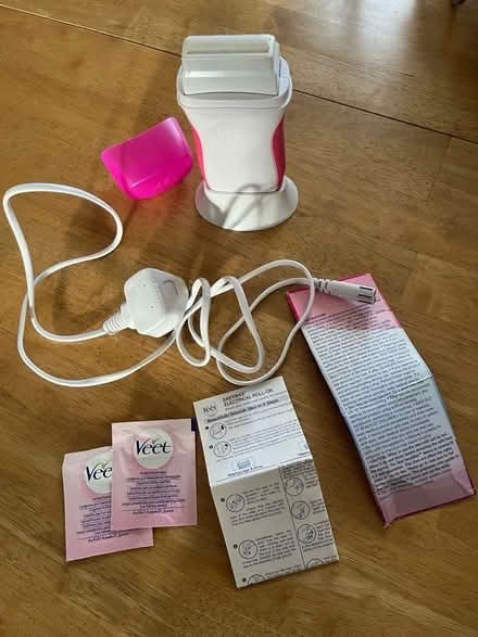 Photo of free Veet electrical wax depilator (Poplars SG2) #1