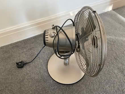 Photo of free Electric fan for repair (Twickenham TW2) #2