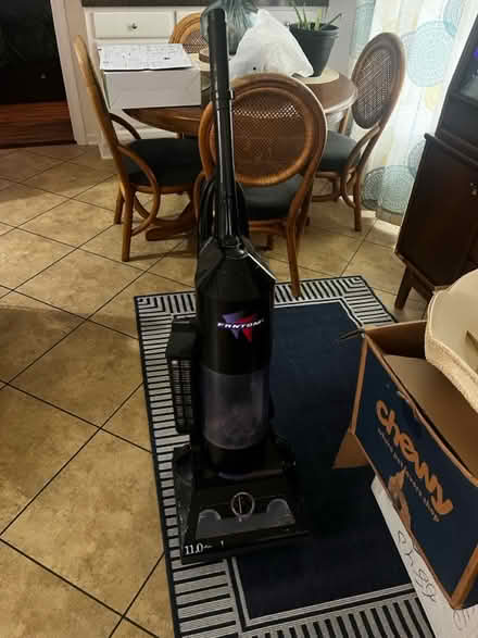 Photo of free Vacuum (Hitchcock) #1