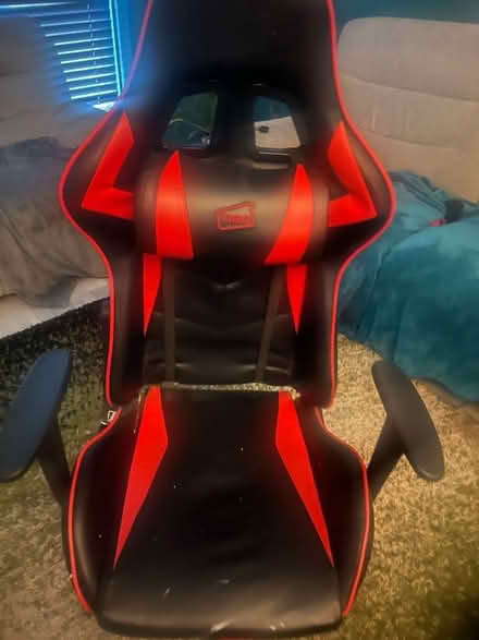 Photo of free Neo gaming chair (Benhall GL51) #1