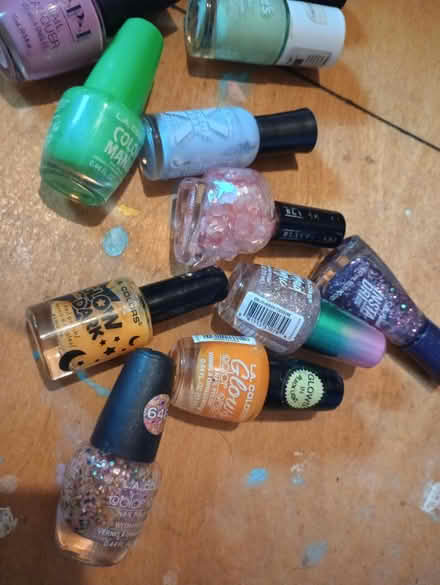 Photo of free Nail polish (Ducktown) #2