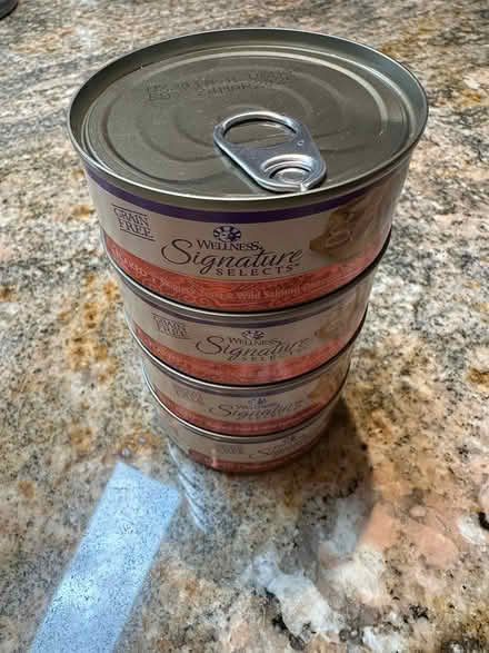 Photo of free 4 cans cat food (Near Mountain View Ca) #1