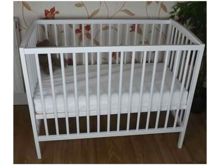 Photo of free Wooden Baby Cot with Mattress (43 fairway crescent doncaster) #1