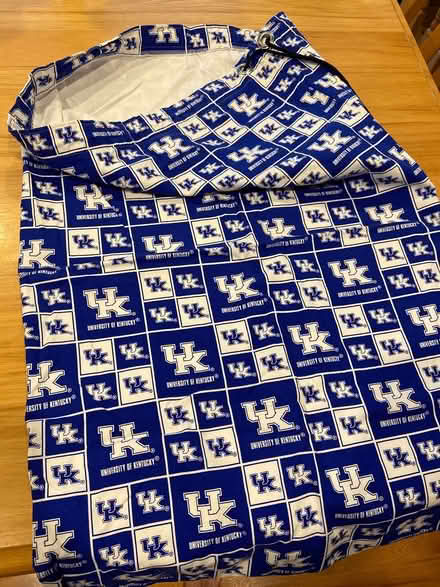 Photo of free University of Kentucky laundry bag (north Downers Grove) #1