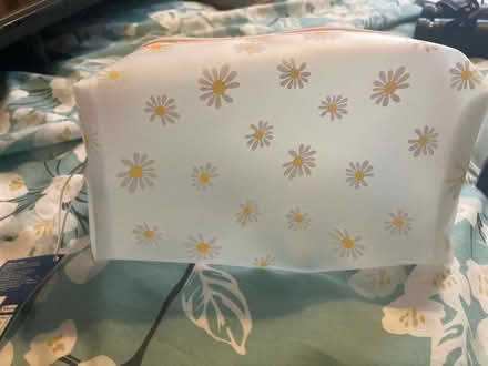 Photo of free Flowery pencil case (Stafford ST16) #2