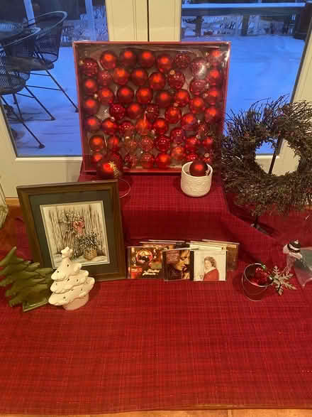 Photo of free Holiday items (West Laurel) #1