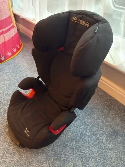 Photo of free Car seat (Horsforth LS18) #2