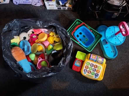 Photo of free Bundle of play food & accessories (Southey Green S5) #1