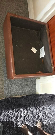 Photo of free Old footstool without lid leather (Arnold NG5) #1