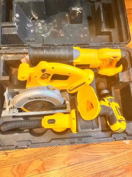 Photo of free Dewalt toolset (old gen battery) (Congress Heights) #1