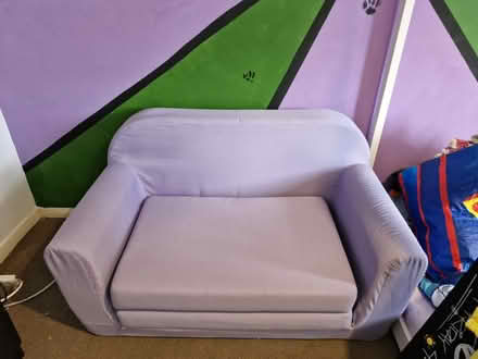 Photo of free Furniture (ME3) #2