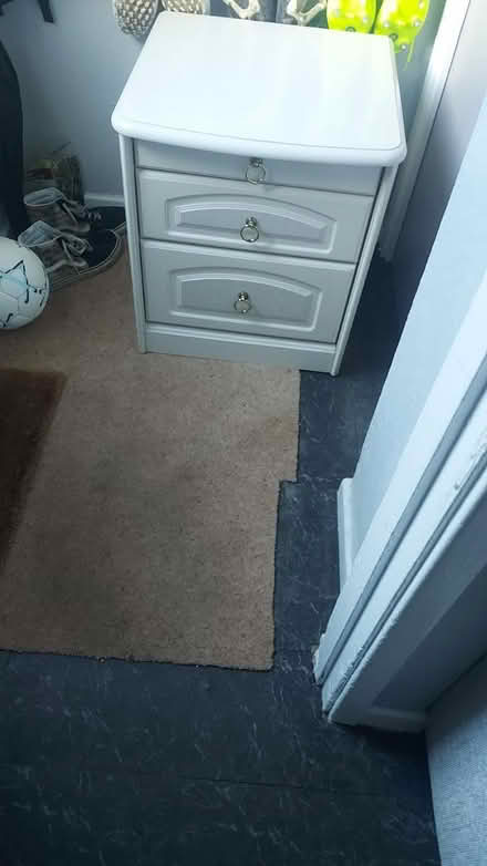 Photo of free Nice solid White chest of drawers (Knucklas) #4