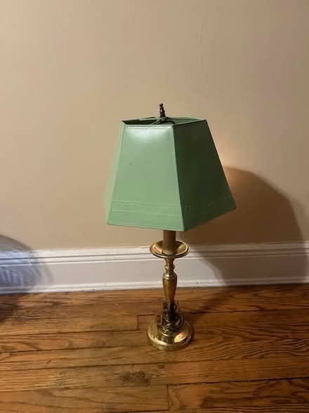 Photo of free Table lamp (Teaneck) #1