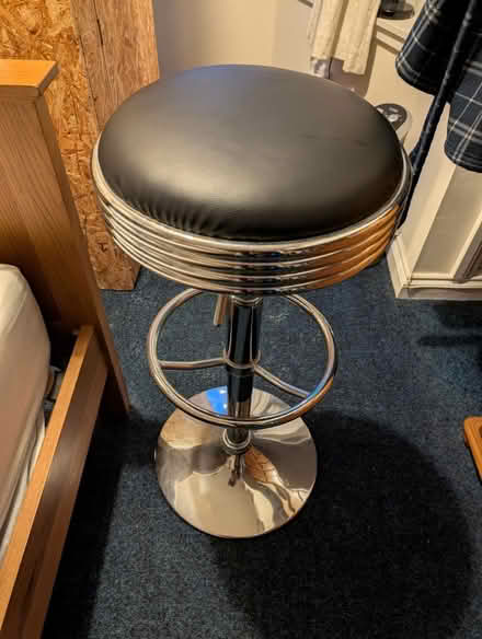 Photo of free Bar stool (EH6) #1