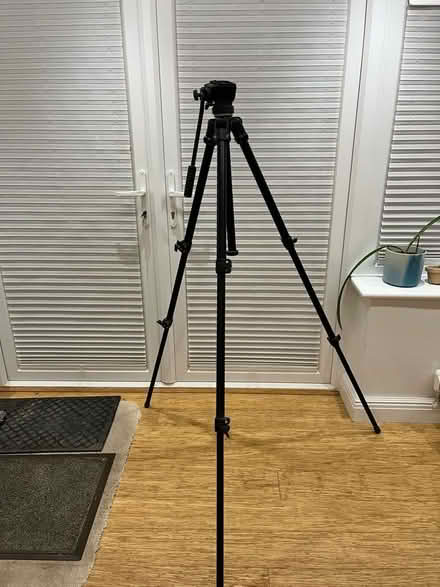 Photo of free Camera Tripod (Hook Heath GU21) #4