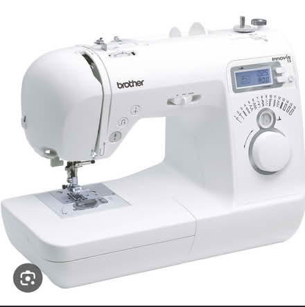 Photo of Sewing machine (GL6) #1