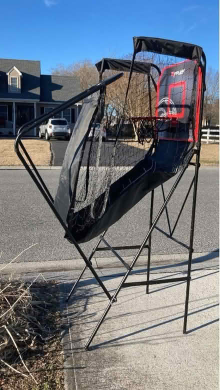 Photo of free Foldable Basketball hoop game (Fruitland, MD) #1