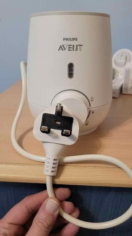 Photo of free Philips Avent Bottle Warmer (Overstone Lodge) #3