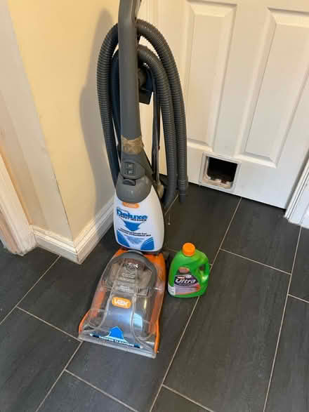 Photo of free Bad carpet cleaner (Brownsover) #1