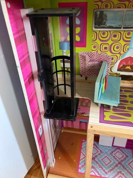 Photo of free Barbie/doll playhouse (Lenexa- Shawnee Mission Park) #3