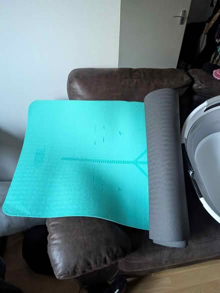 Photo of free Yoga mat and strap (CM12) #2