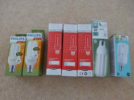 Photo of free Low-wattage CFL light bulbs (Totteridge HW HP13) #1