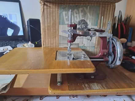 Photo of free Small Hand Sewing Machine (CT11) #1