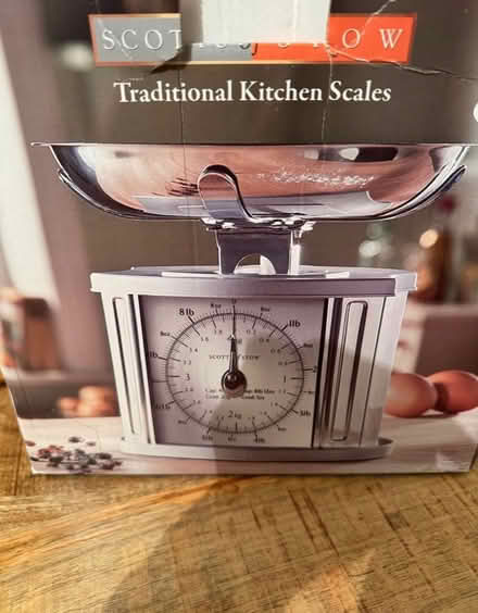 Photo of free traditional kitchen scales (GL3) #1