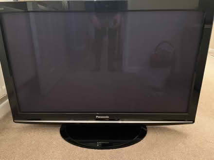 Photo of free Colour TV 42 inch (it’s not a smart TV) (St Nicholas SG1) #1