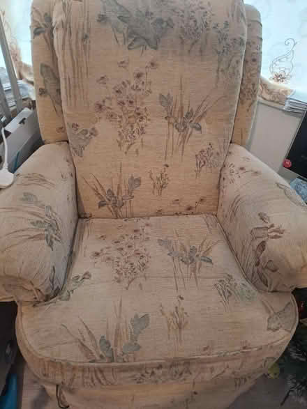 Photo of free Sofa (Maidstone ME16) #3