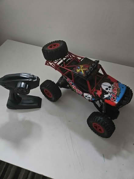 Photo of free Remote control car (Gleadless S14) #1