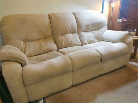 Photo of free 3-seater settee (Malvern Link WR14) #1