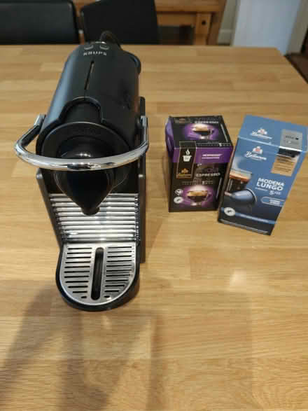 Photo of free Nespresso coffee machine with pods (NR7) #1