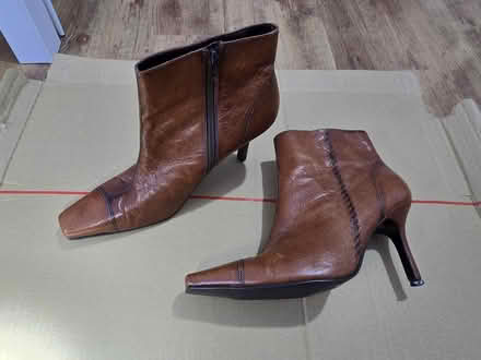 Photo of free Lovely pair of ankle boots size 8 (Chatham) #1