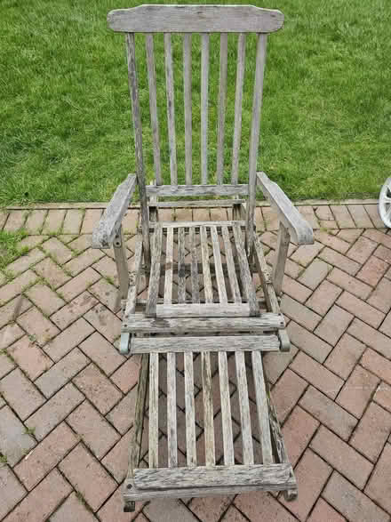 Photo of free Garden lounge chairs and bin (Bartley Green B32) #3