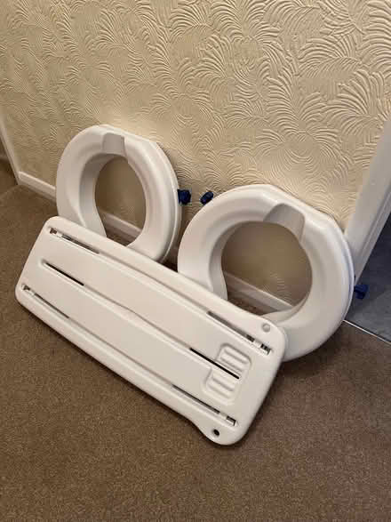 Photo of free Bathroom aids (South Malling BN7) #1