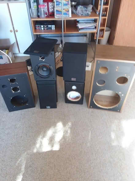 Photo of free Speaker cabinets (King of Prussia) #1