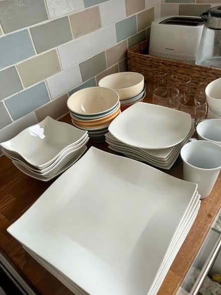 Photo of free Assorted crockery -Plates, bowls, mugs and glasses! (Langney BN23) #2