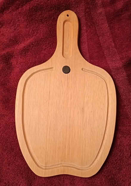 Photo of free Wooden Cutting Board (Ridgefield Park) #1