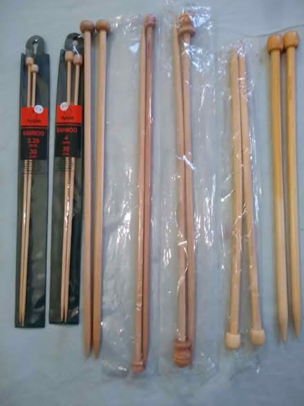 Photo of free Bamboo knitting needles (IP4) #1