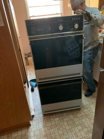 Photo of free double oven for scrap metal (Santa monica) #2