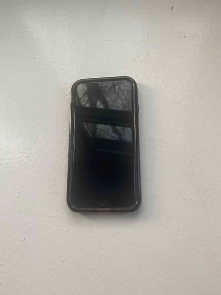 Photo of free iPhone 8 (Northwest Livonia) #1