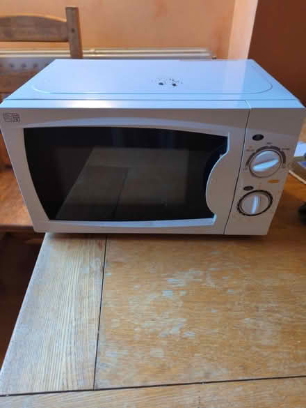 Photo of free Microwave (Greystones, S11) #1